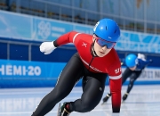 开云体育-短道速滑选手展示冷静，笑傲赛场的简单介绍