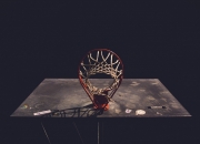 开云体育app-跨界速胜，从马里维和到F1赛道，中国智慧与阿拉巴的年度接管