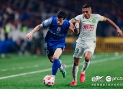 开云下载-恒大主场大胜申花，稳居中超榜首位置