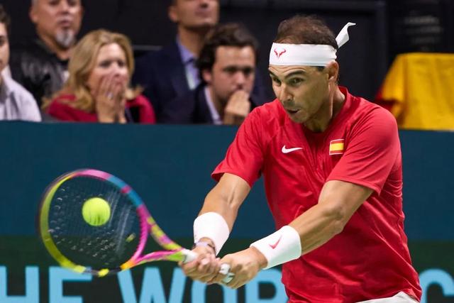 西班牙网球队绝杀日本网球队,纳达尔统治全场的简单介绍 西班牙网球队绝杀日本网球队,纳达尔统治全场的简单介绍