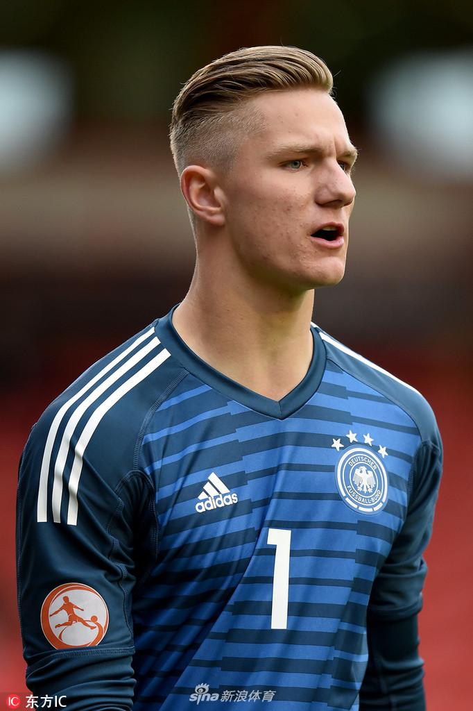 包含德国国家队豪取欧预赛小组头名的词条 包含德国国家队豪取欧预赛小组头名的词条