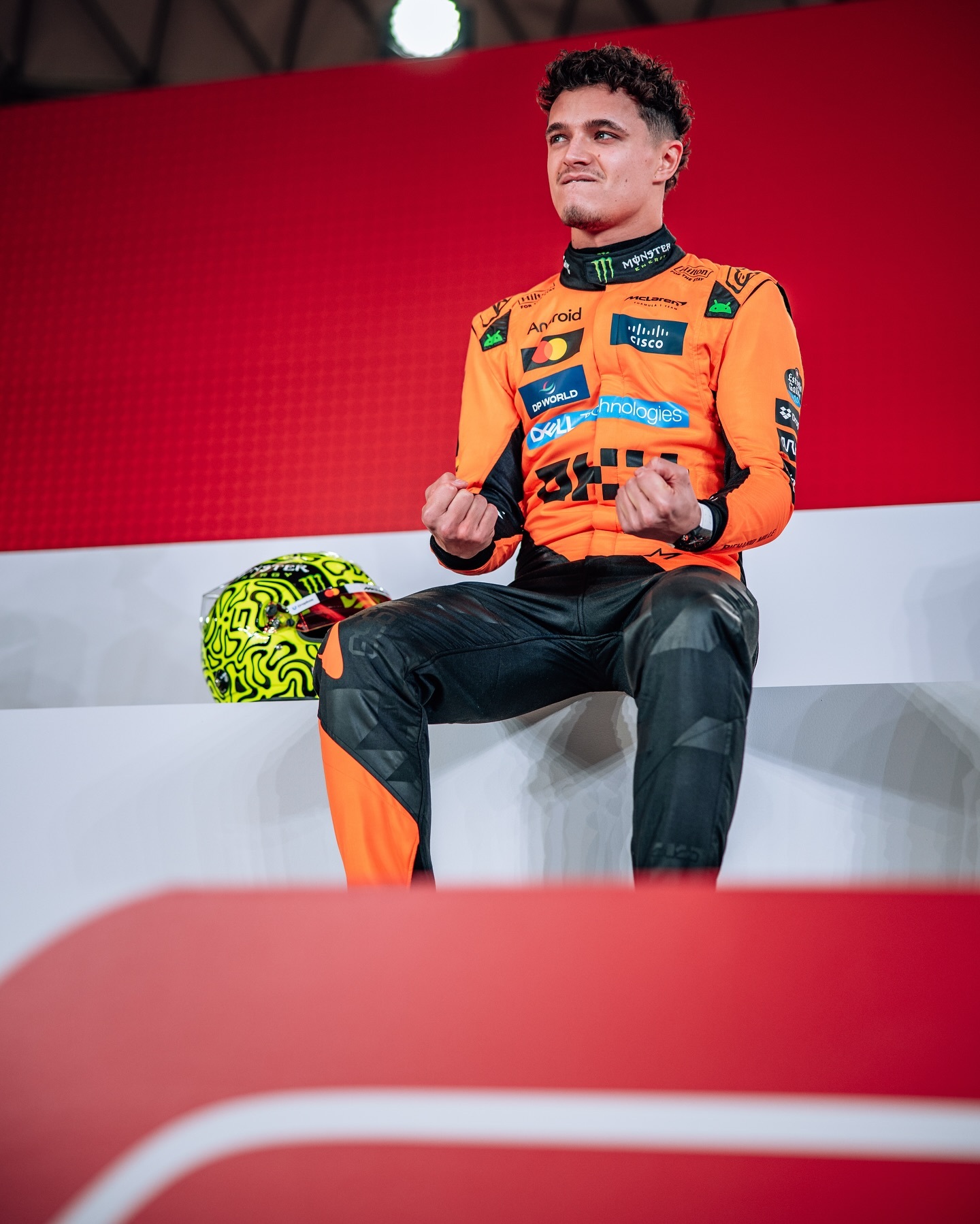 红牛二队翻盘梅赛德斯,汉密尔顿关键制胜的简单介绍 红牛二队翻盘梅赛德斯,汉密尔顿关键制胜的简单介绍