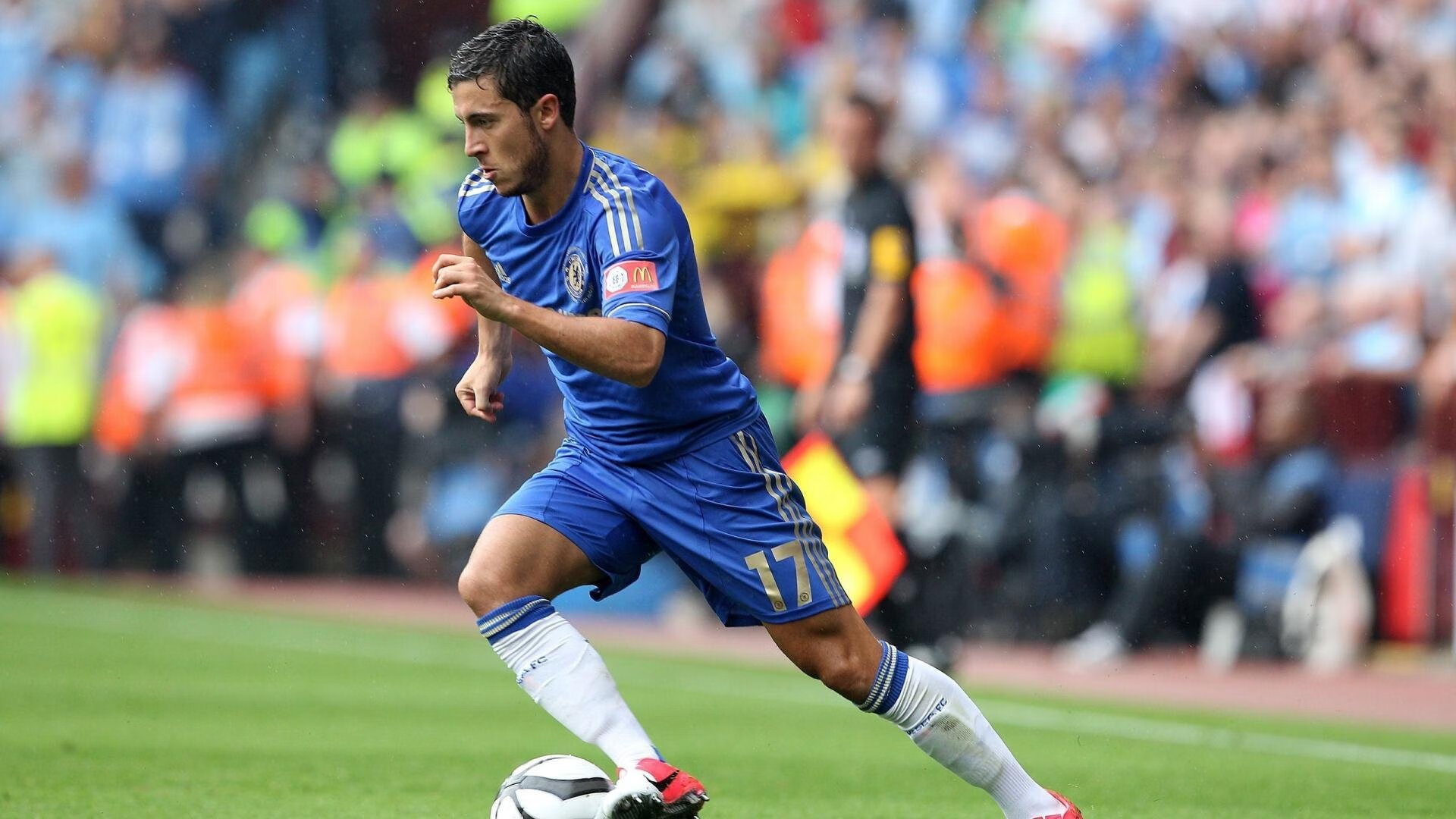 跨界传奇,伊朗提前终结悬念,卡马文加在NBA季后赛接管比赛