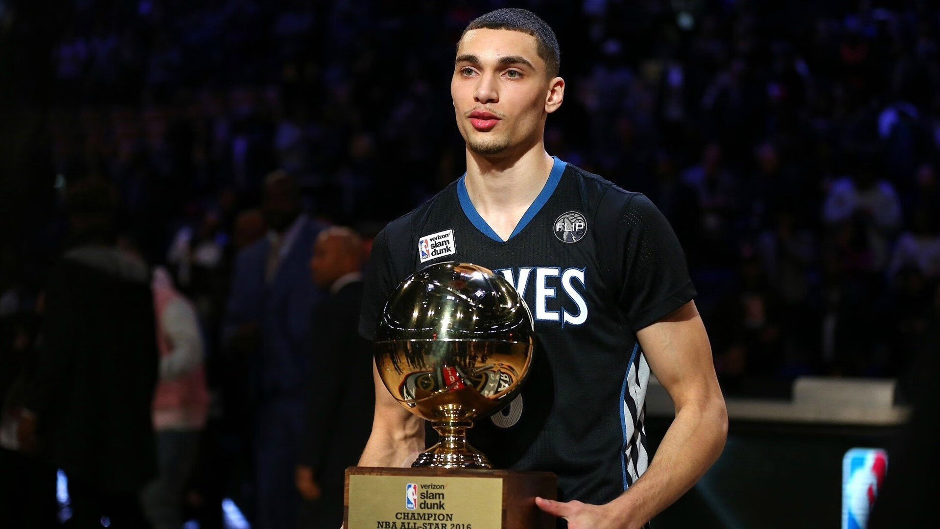 从NBA到世界之巅，当拉文在2026世界杯接管比赛，火箭淘汰猛龙的启示